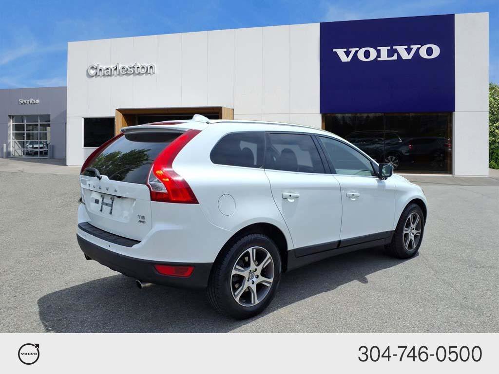 Used 2012 Ice White Volvo T6 Platinum image 3