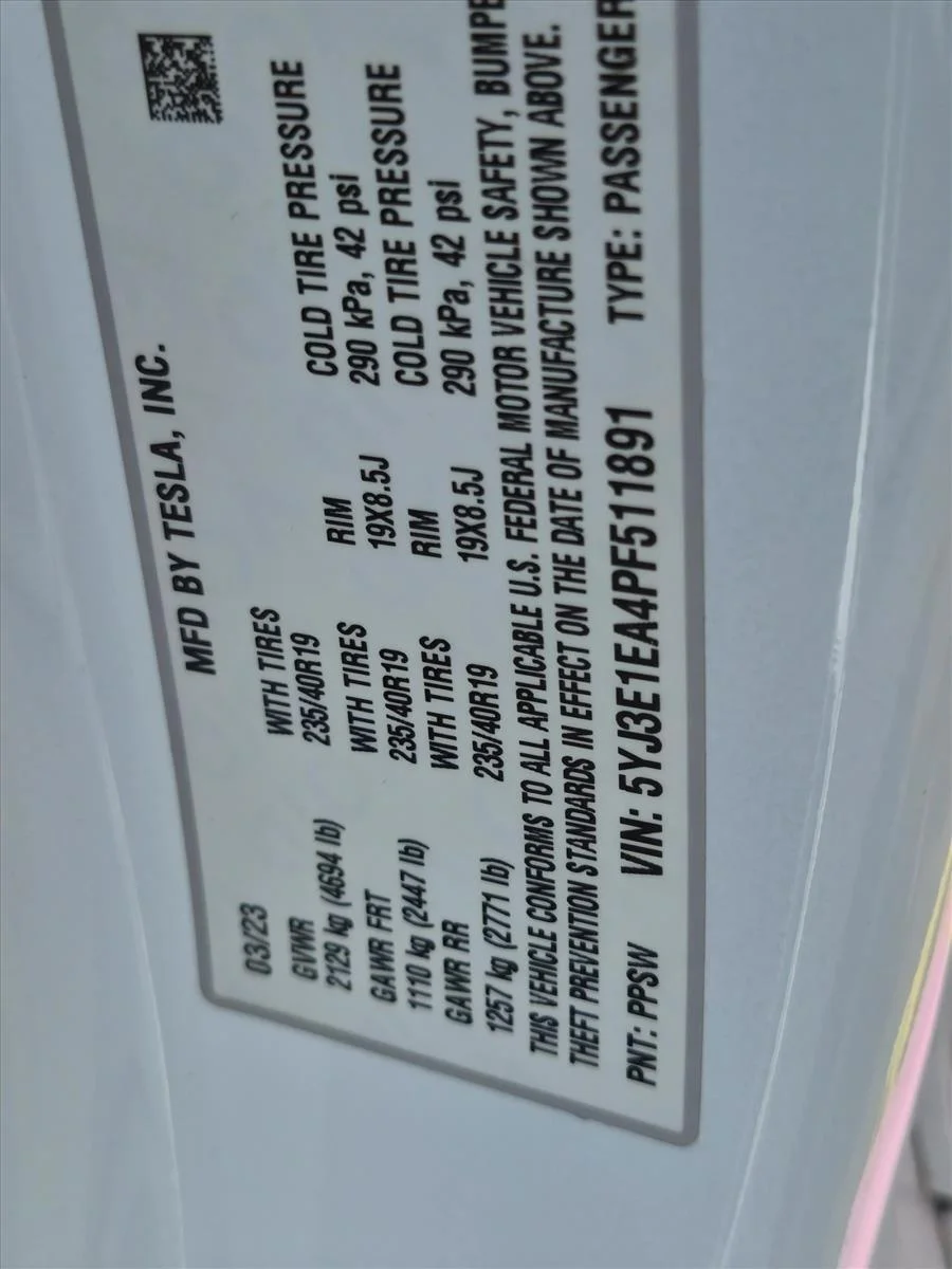 Used 2023 Pearl White Multi-Coat Tesla  image 25