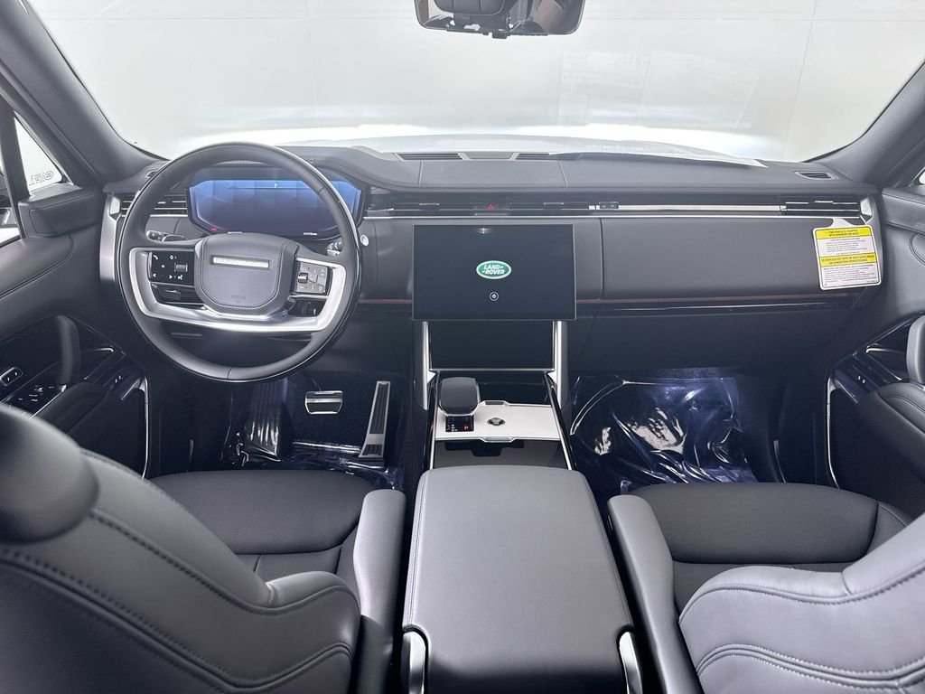 New 2026 Fuji White Land Rover SE LWB image 19