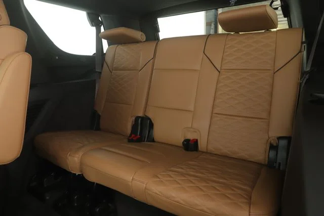 Used 2024 Gray Cadillac Premium Luxury image 31