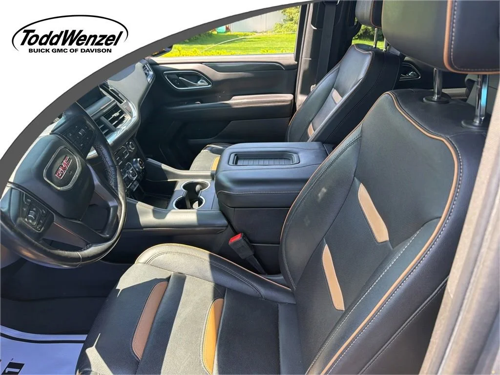 2021 GMC Yukon 4WD AT4's photo