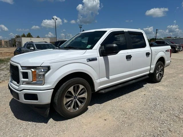 Used 2020 White Ford XL image 6