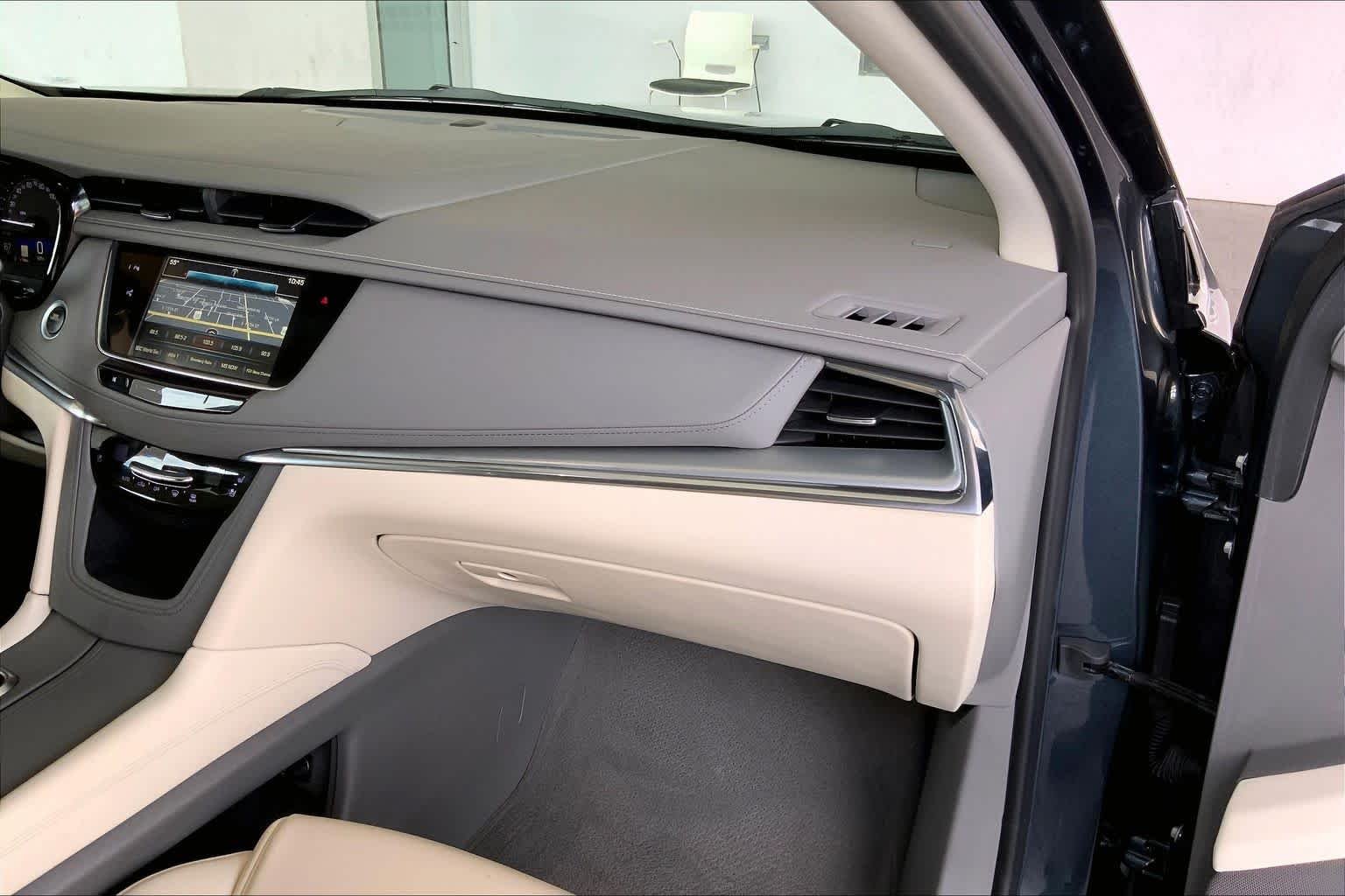 Used 2019 Shadow Metallic Cadillac Premium Luxury AWD image 19