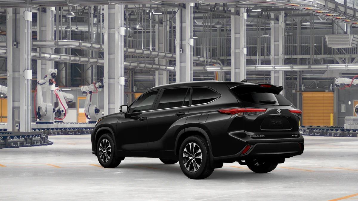 New 2026 Midnight Black Metallic Toyota XLE image 6