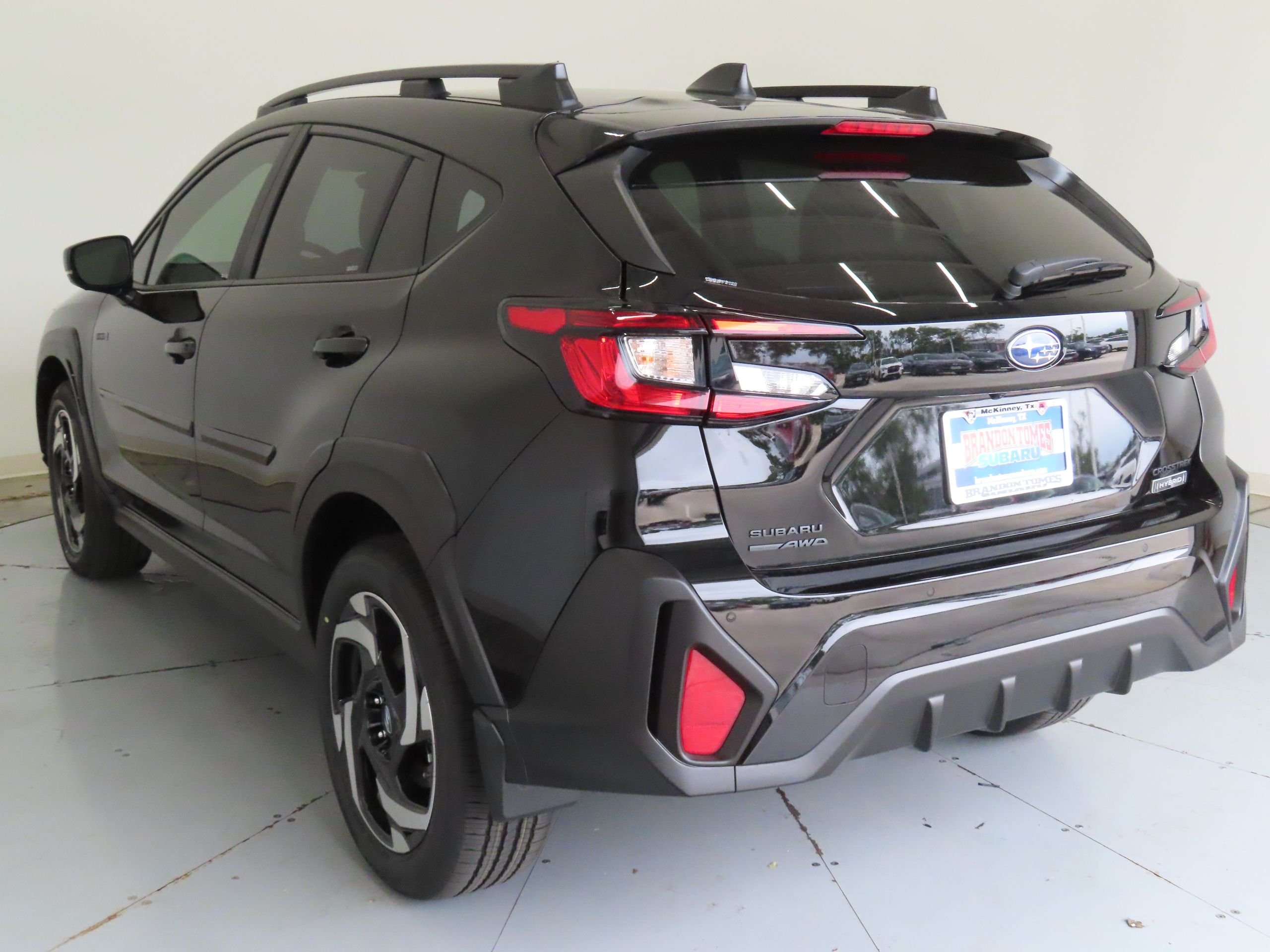 New 2026 CRYSTAL BLACK SILICA Subaru Limited Hybrid image 6