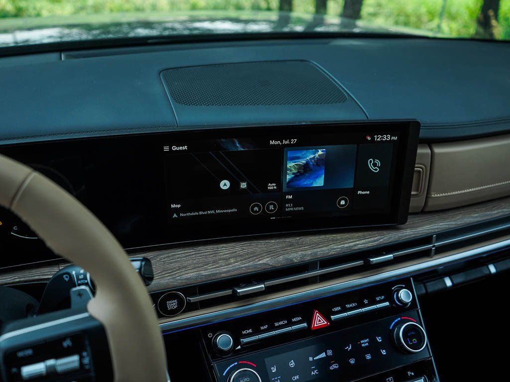 New 2026 Rockwood Green Hyundai Limited 6P AWD image 25