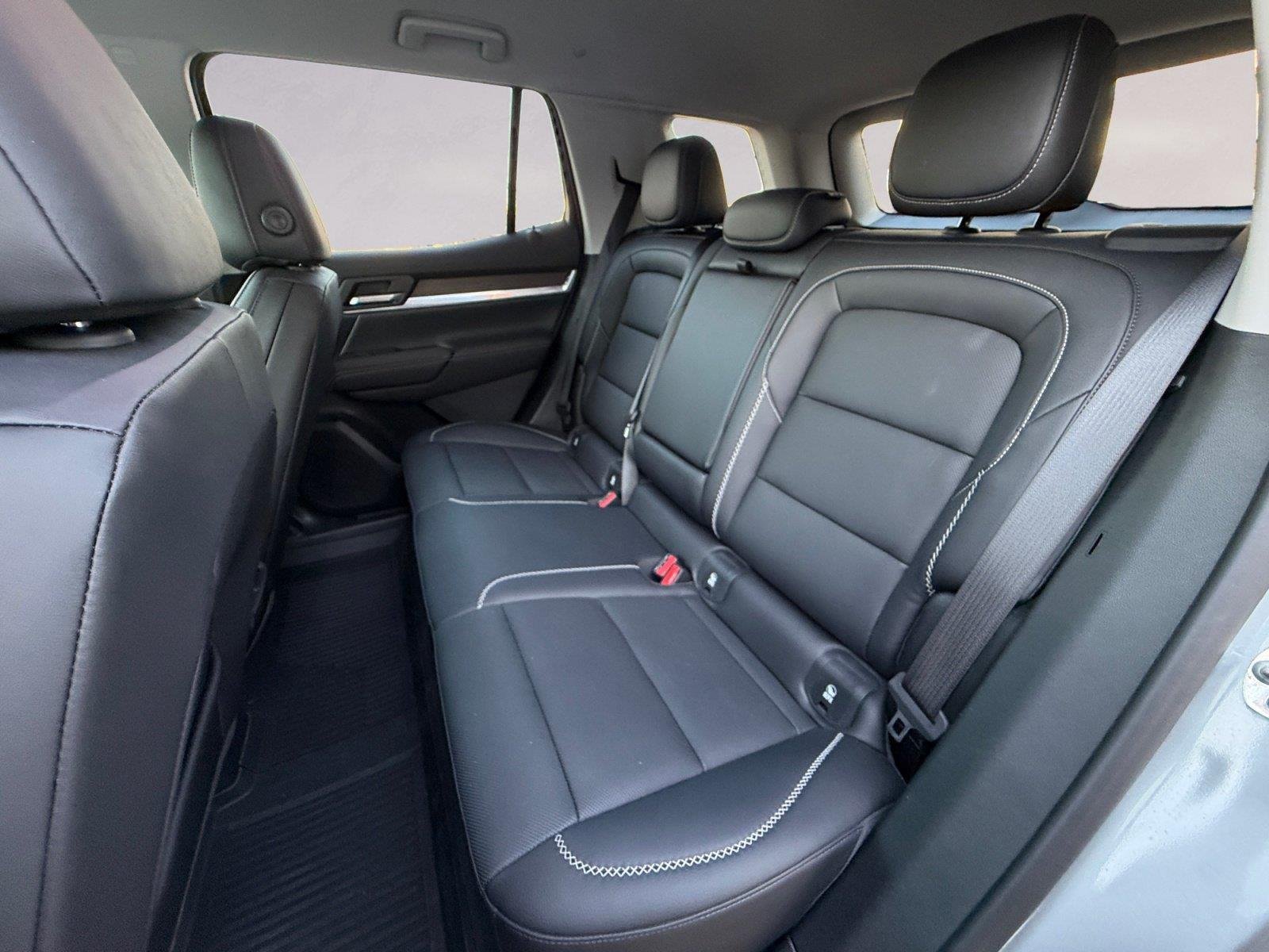 Used 2026 Sterling Metallic GMC AWD Denali image 13
