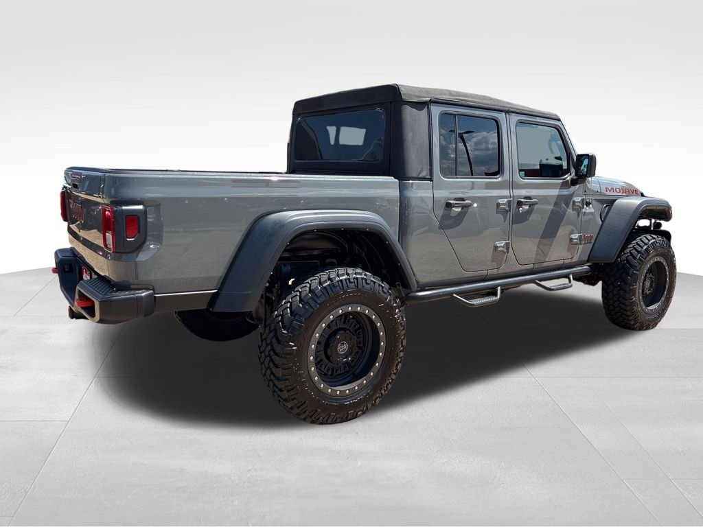Used 2022 Gray Jeep Mojave image 5