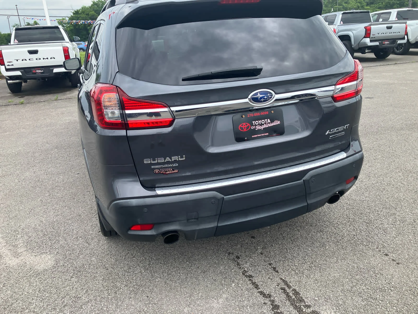 Used 2019 Magnetite Gray Metallic Subaru Limited image 6