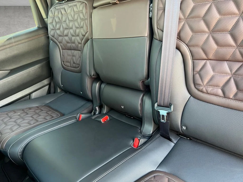2026 Nissan Armada Platinum - Photo 22