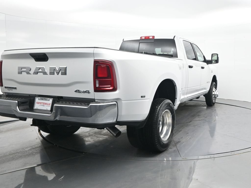 New 2026 Bright White Clear-Coat Exterior Paint RAM Big Horn image 7