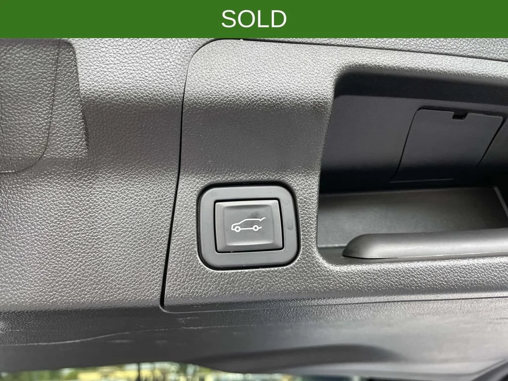Used 2019 QUICKSILVER METALLIC GMC SLE image 17