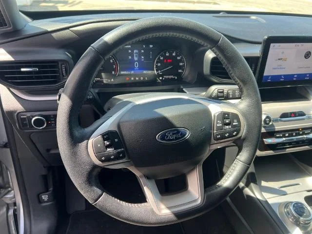 Used 2023 Iconic Silver Metallic Ford XLT image 49