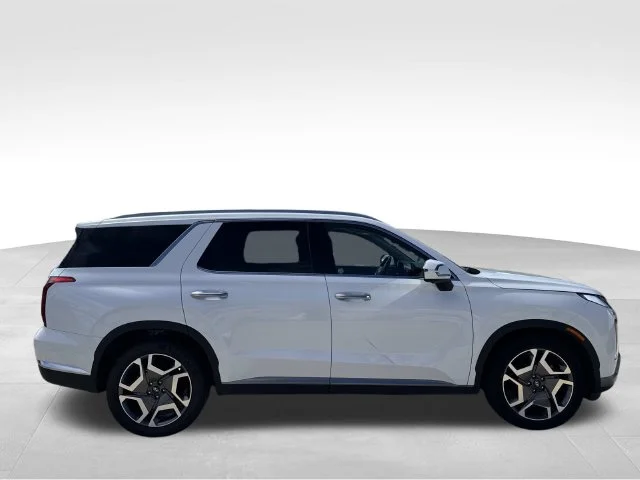 Used 2025 White Hyundai Limited image 13
