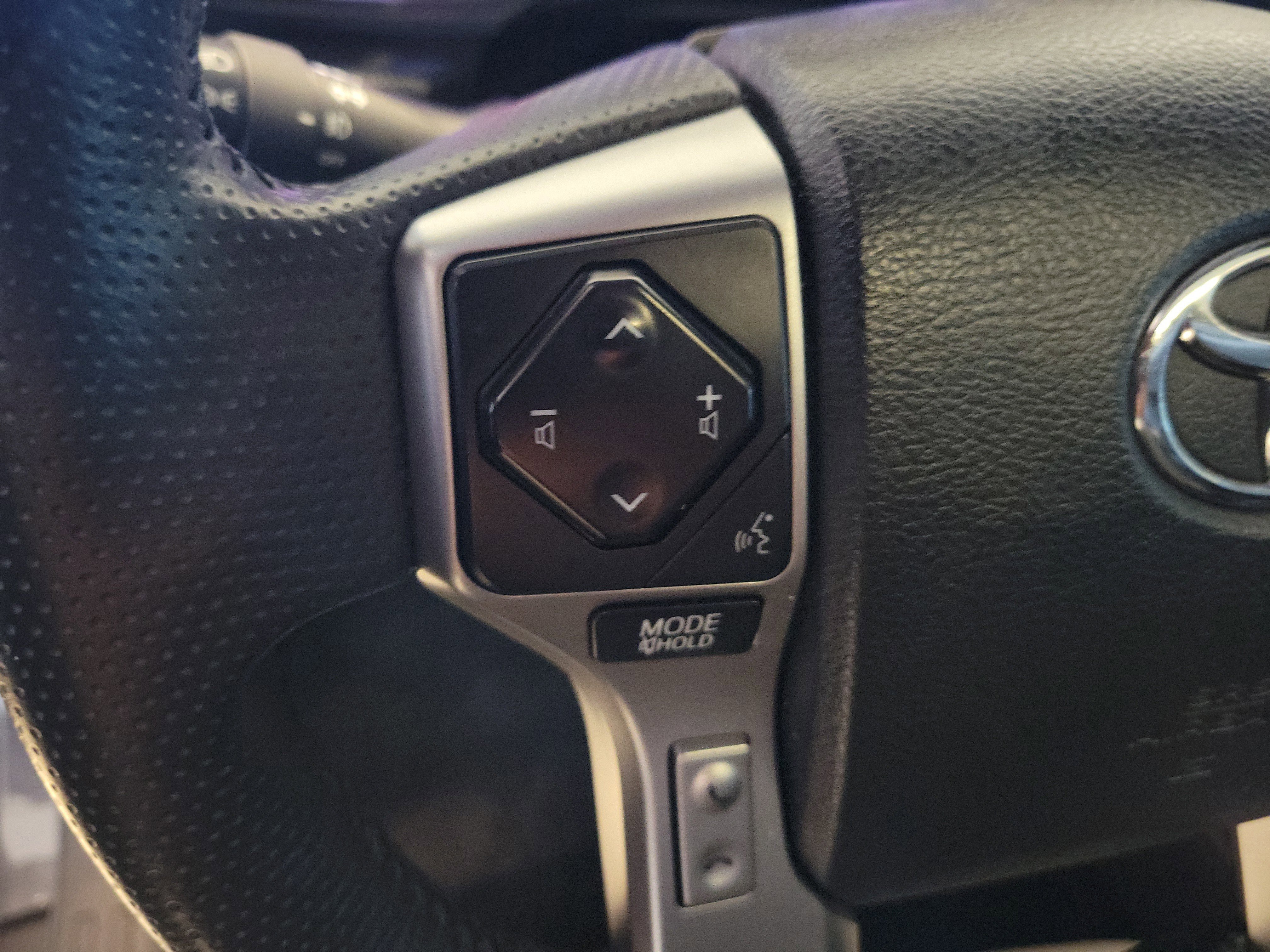 Used 2021 Magnetic Gray Metallic Toyota SR5 Premium image 31