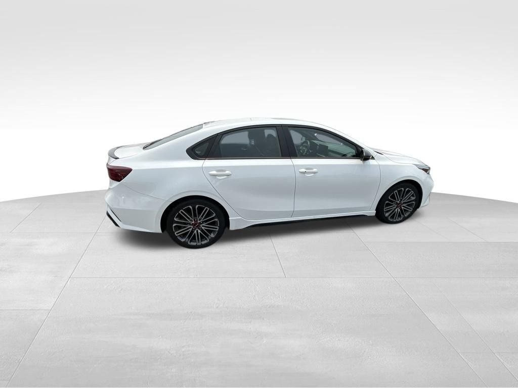 Used 2023 White Kia GT image 21