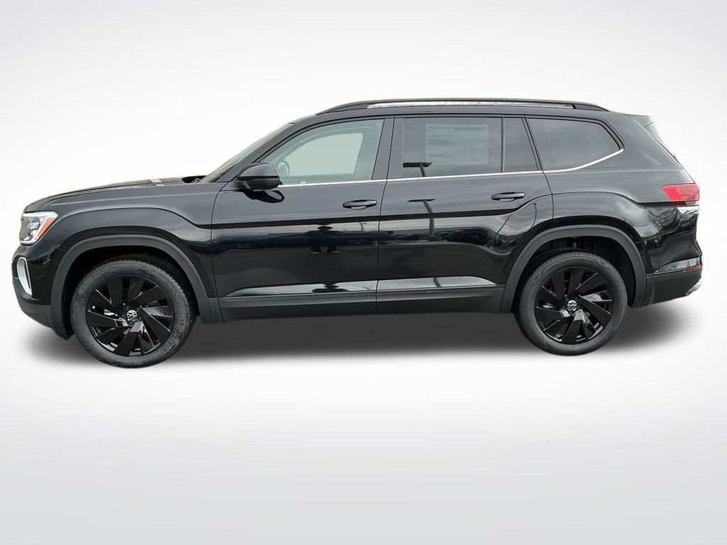 New 2026 Black Volkswagen 2.0T SE w/Technology image 2