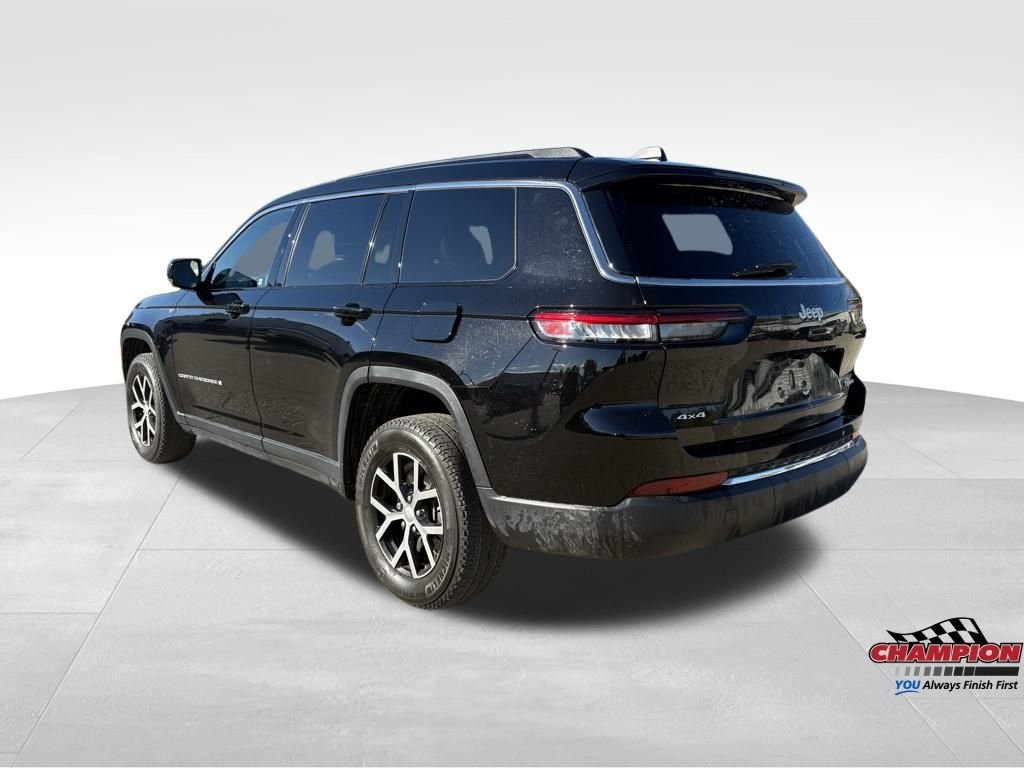 2024 Jeep Grand Cherokee Limited photo 2