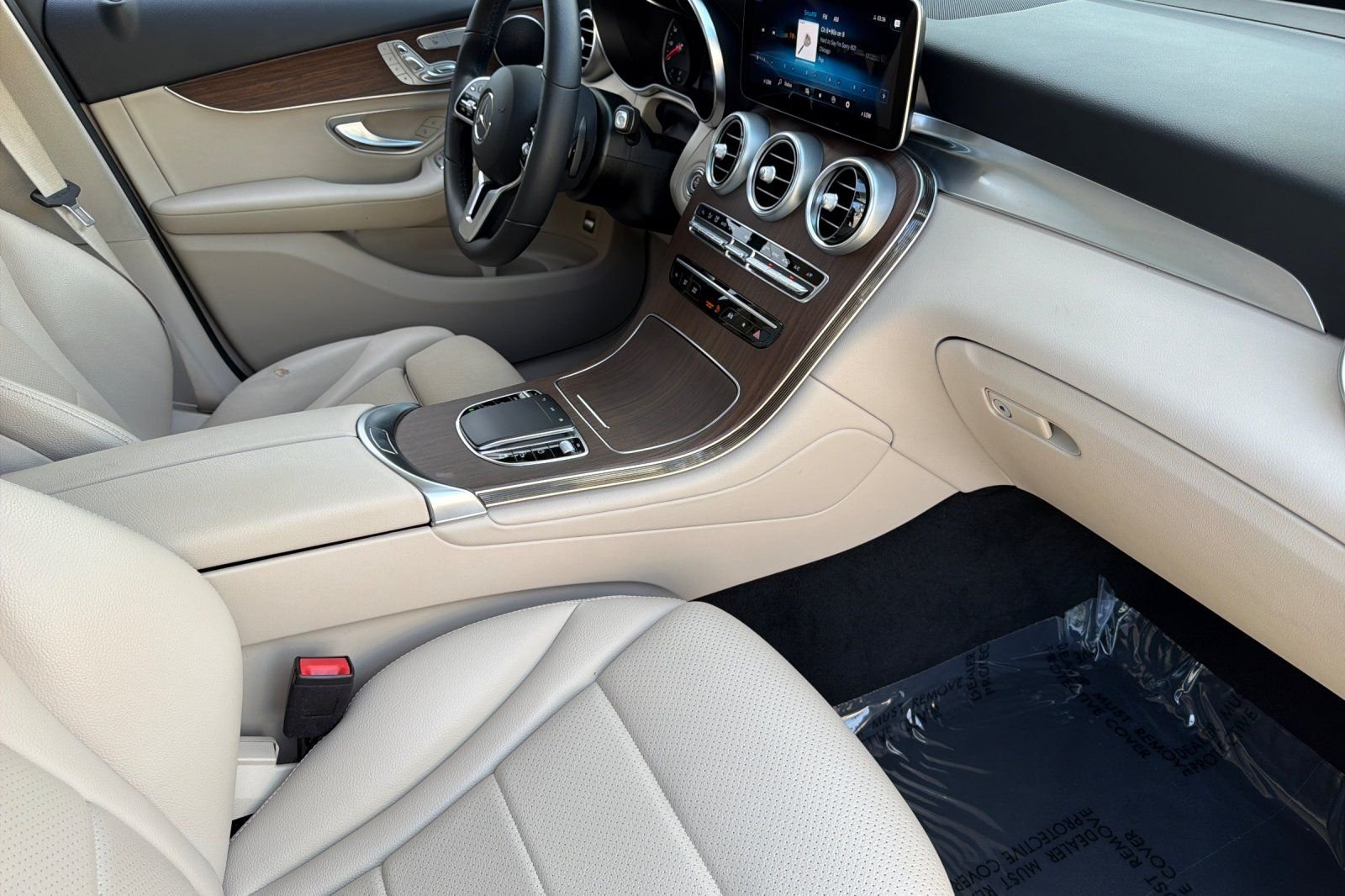 Used 2021 Blue Mercedes-Benz GLC 300 image 13
