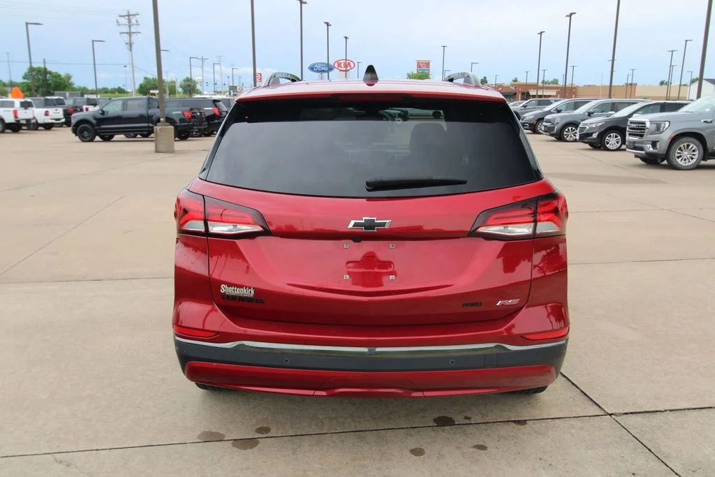 Used 2022  Chevrolet RS image 14