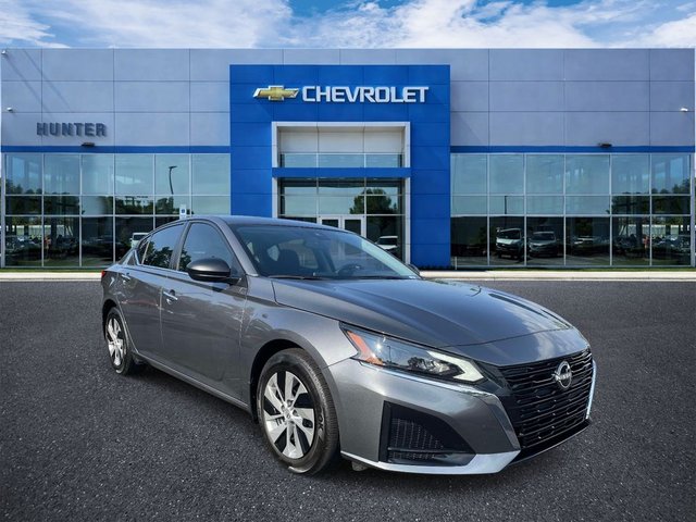 2025 Nissan Altima S
