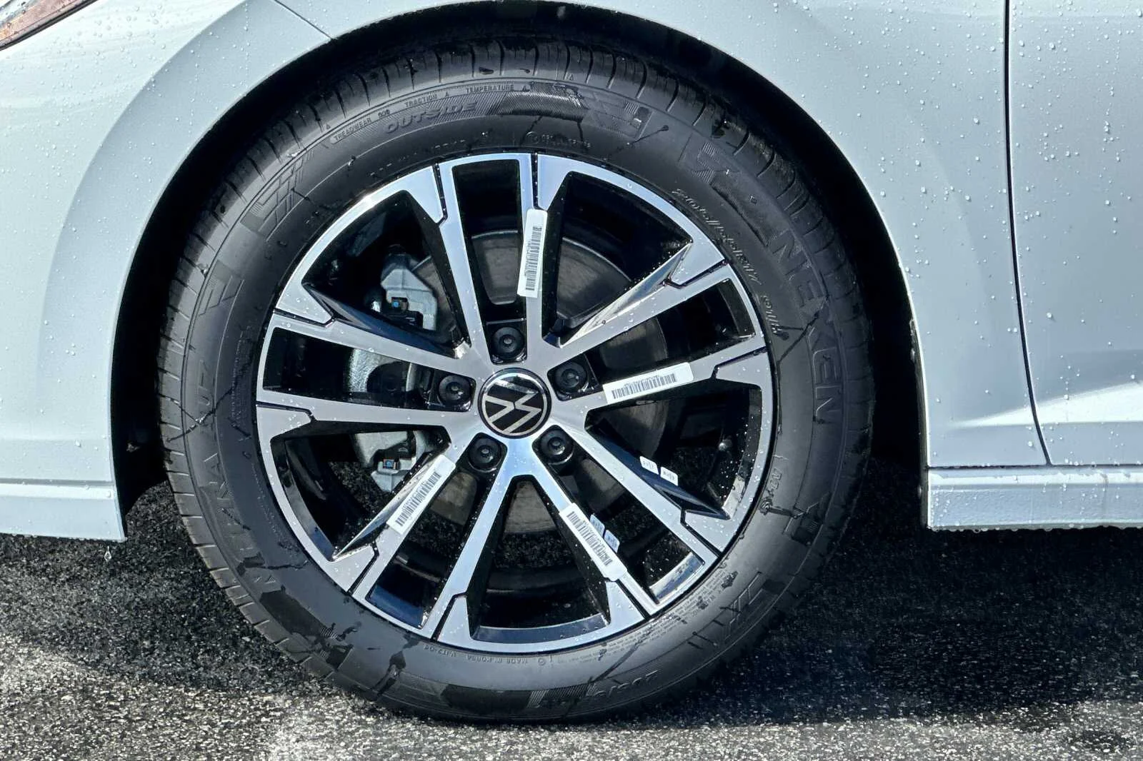 2026 Volkswagen Jetta Sport - Photo 23