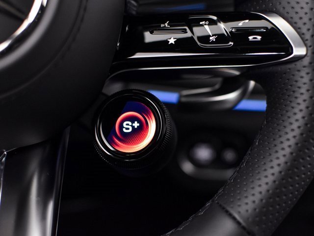 New 2026 Twilight Blue Metallic Mercedes-Benz GLE 53 AMG® image 75