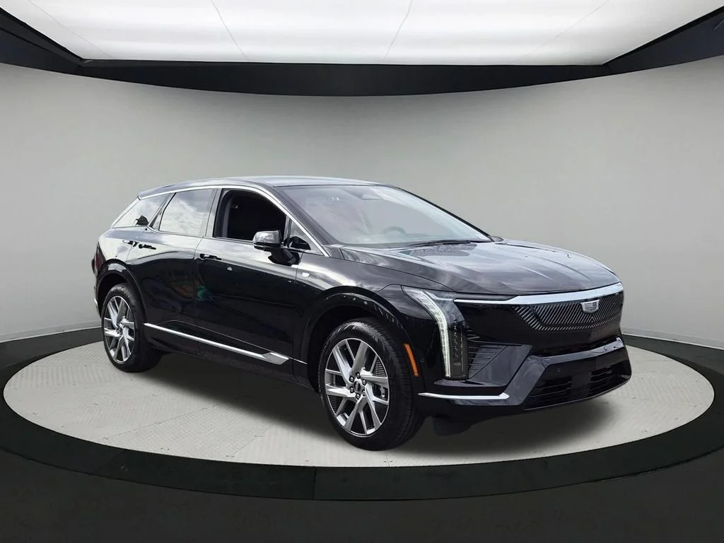 Used 2027 Black Cadillac Luxury image 7