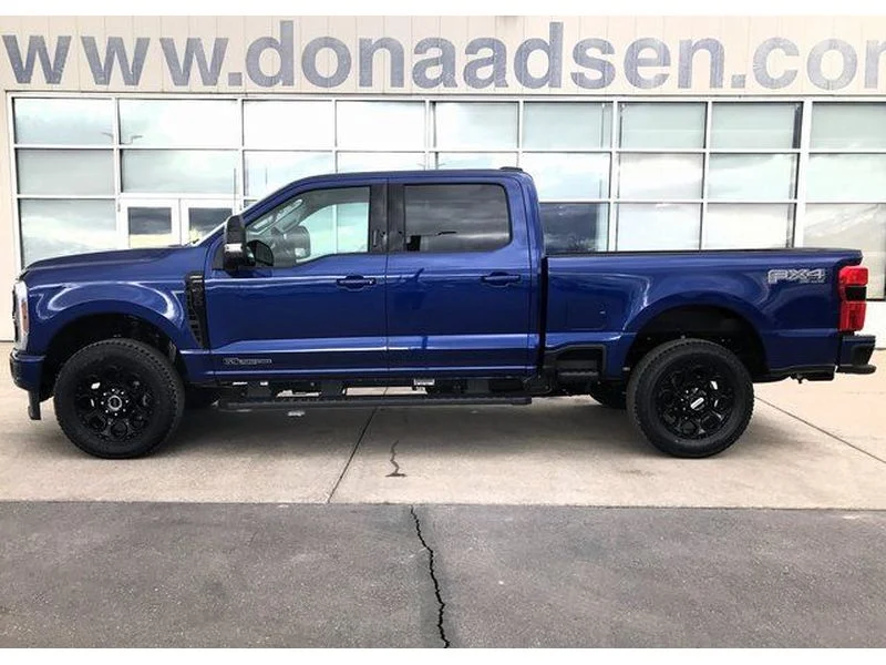 New 2026 ARGON BLUE METALLIC Ford LARIAT image 4