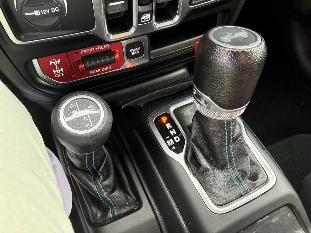 Used 2022 Black Jeep Unlimited Rubicon 4xe image 18