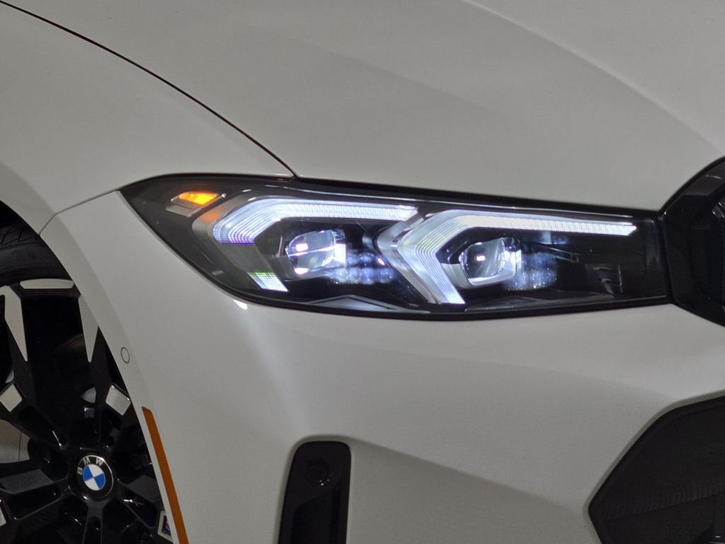 Used 2026 Mineral White Metallic BMW 330i xDrive image 36