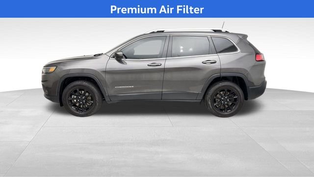 Used 2019 Gray Jeep Latitude Plus image 6