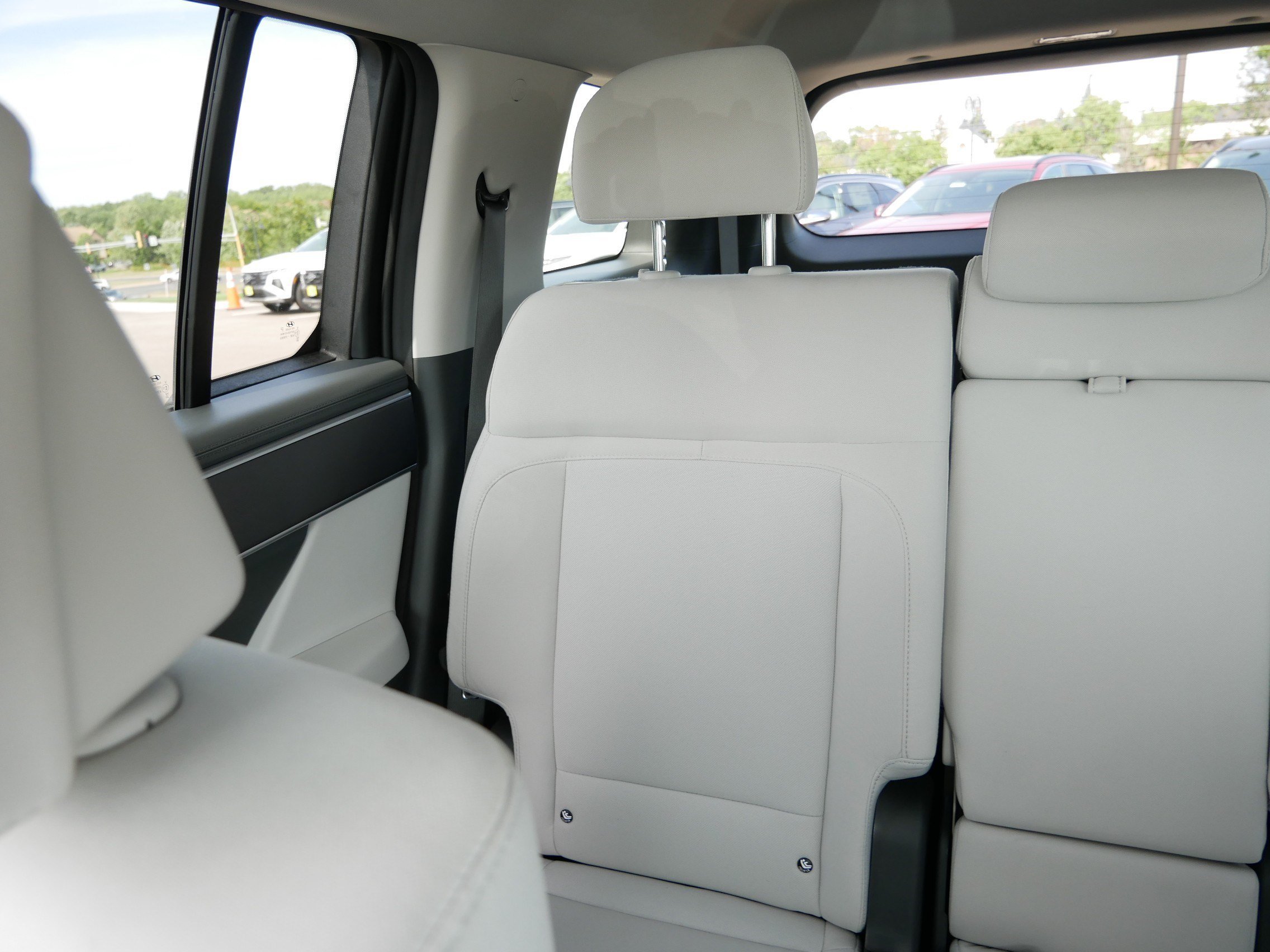 2026 Hyundai Santa Fe SE - Photo 12