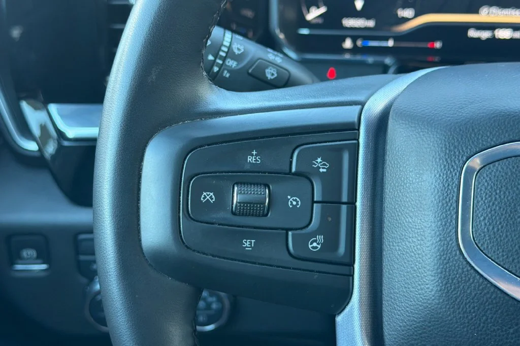 Used 2024 Titanium Rush Metallic GMC Elevation image 29