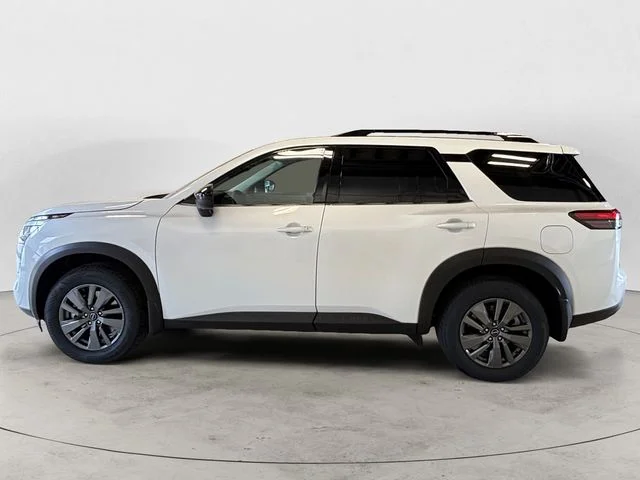 New 2026 Everest White Pearl Tricoat Nissan SV image 2