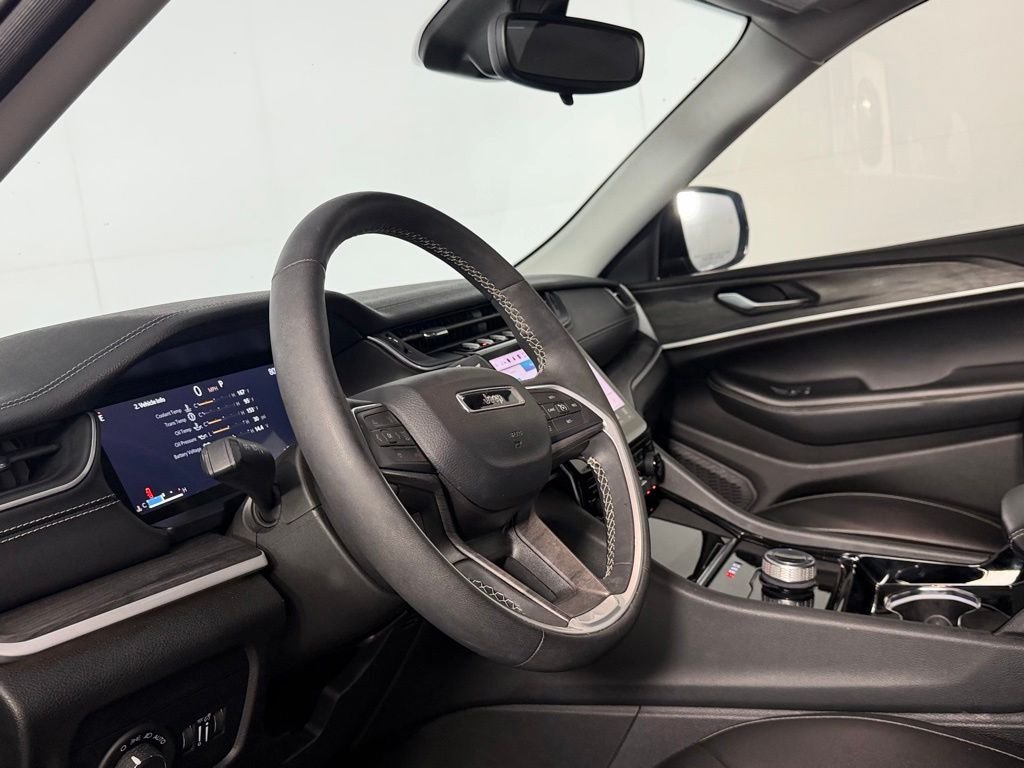 Used 2023 Gray Jeep Limited image 14
