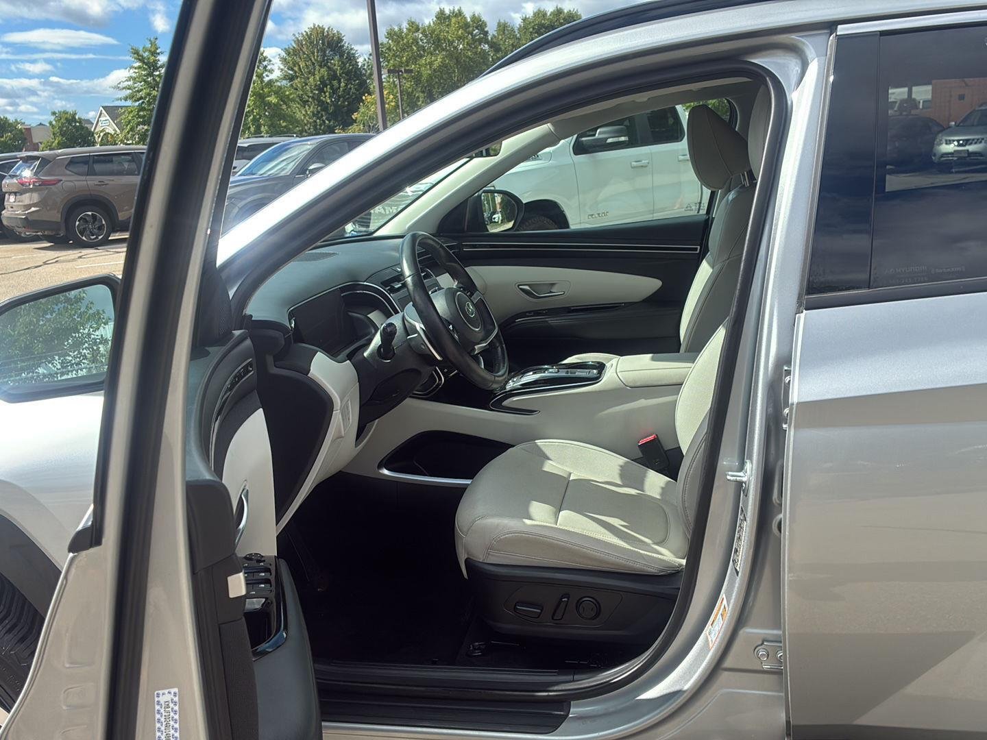 Certified Used 2024 Shimmering Silver Hyundai Limited image 34