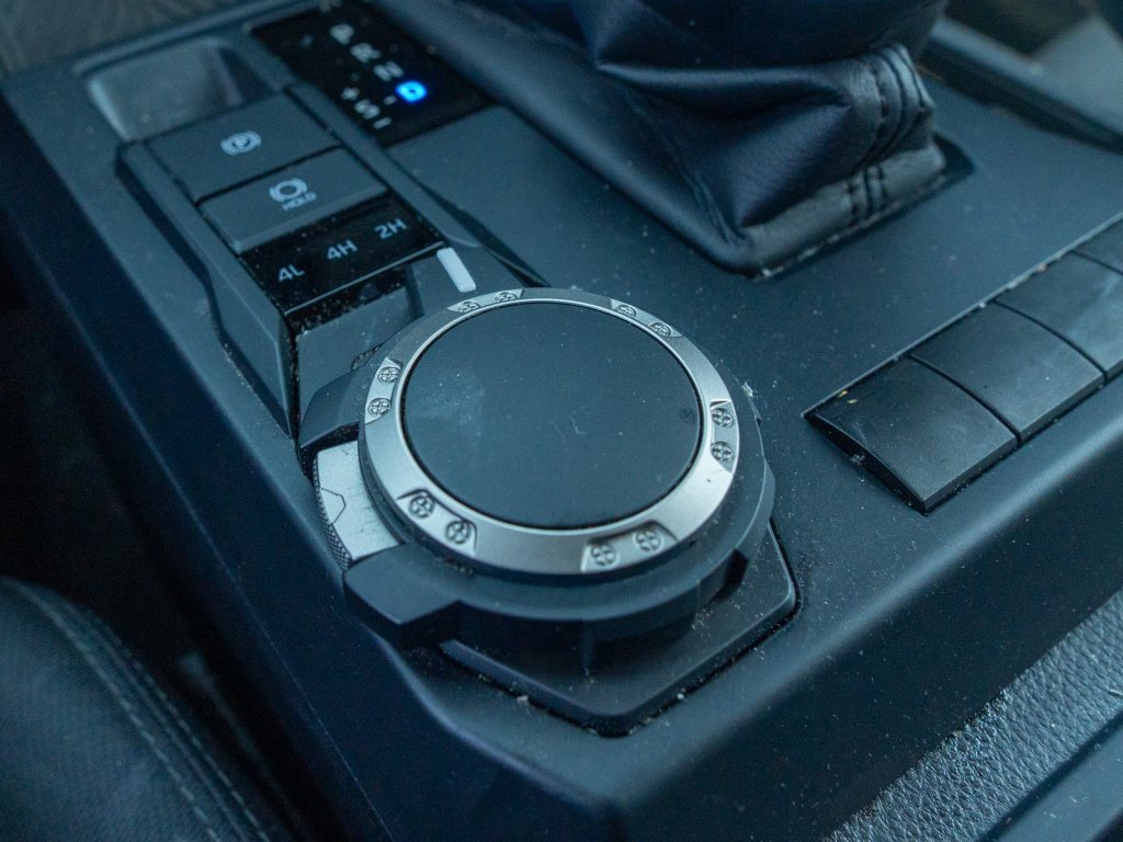2024 Toyota Tacoma SR - Photo 28