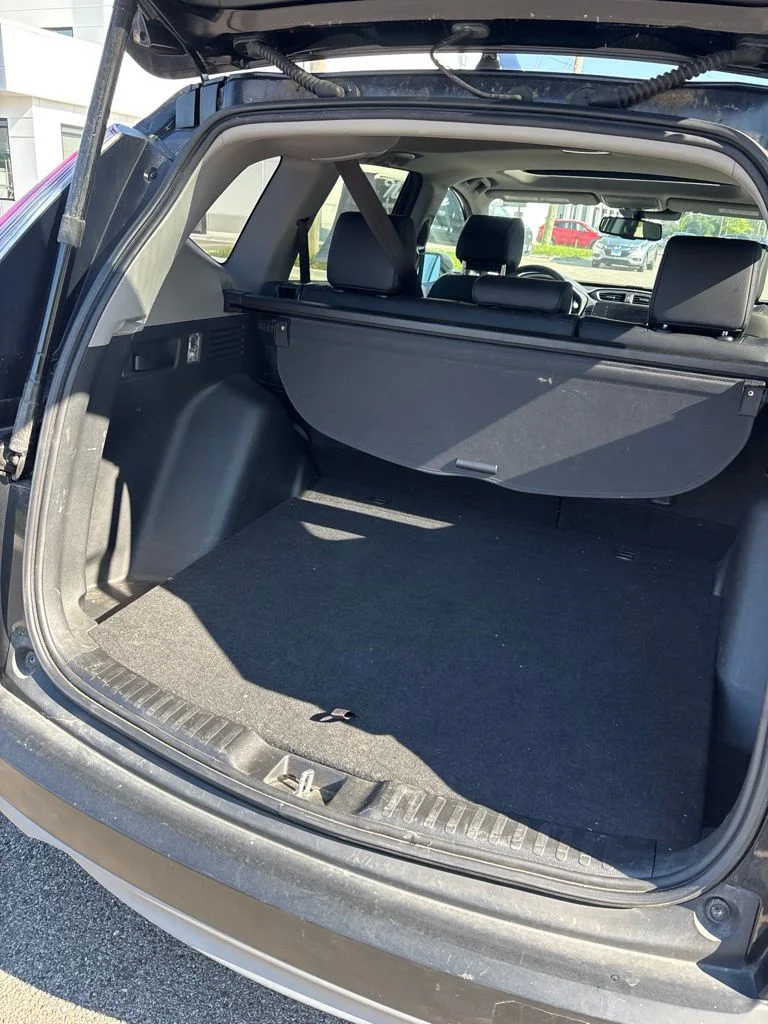 Used 2019 Crystal Black Pearl Honda EX-L image 14