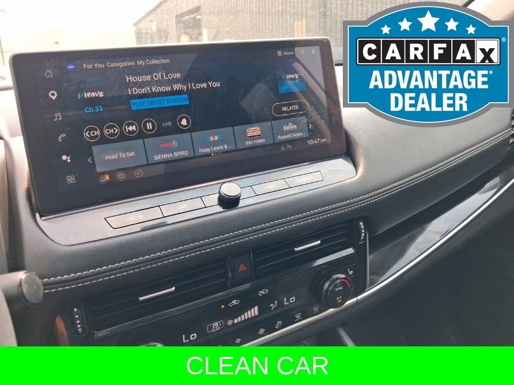 Used 2024 White Nissan SL image 22