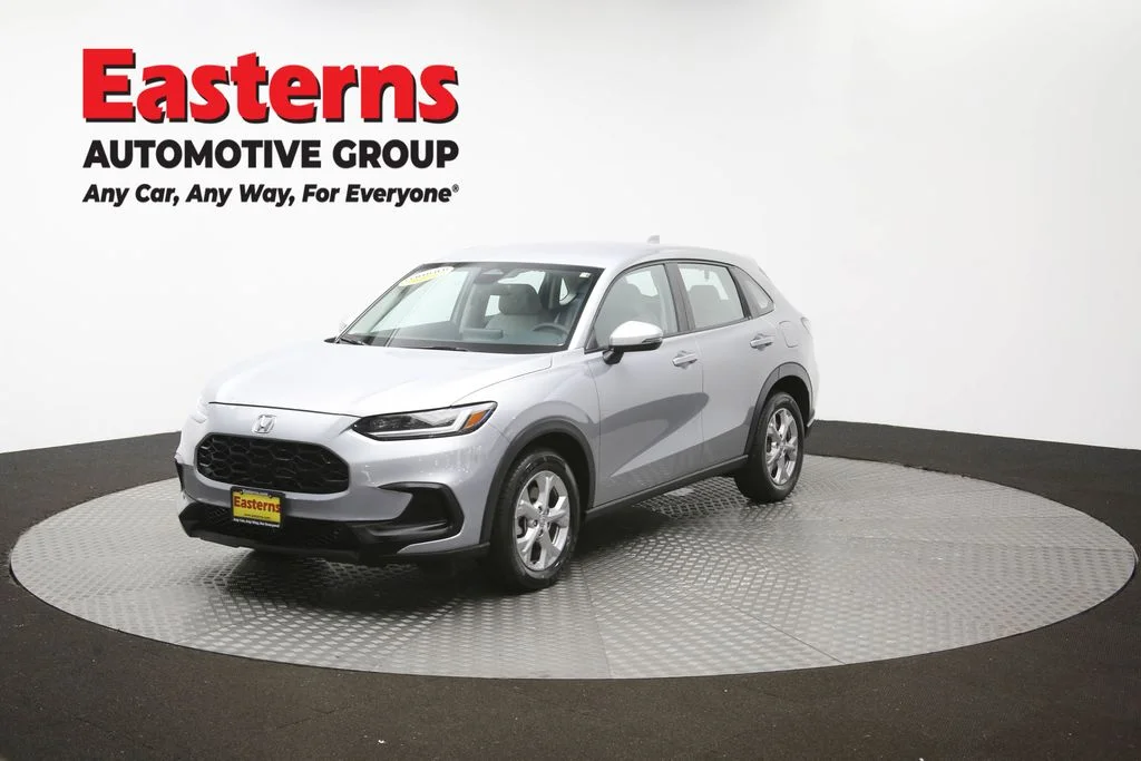 Used 2025 Silver Honda LX image 53