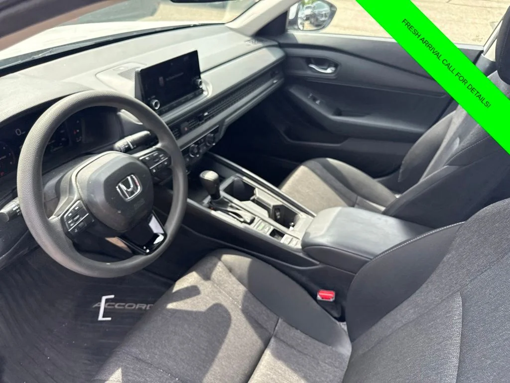 Used 2024  Honda LX image 15