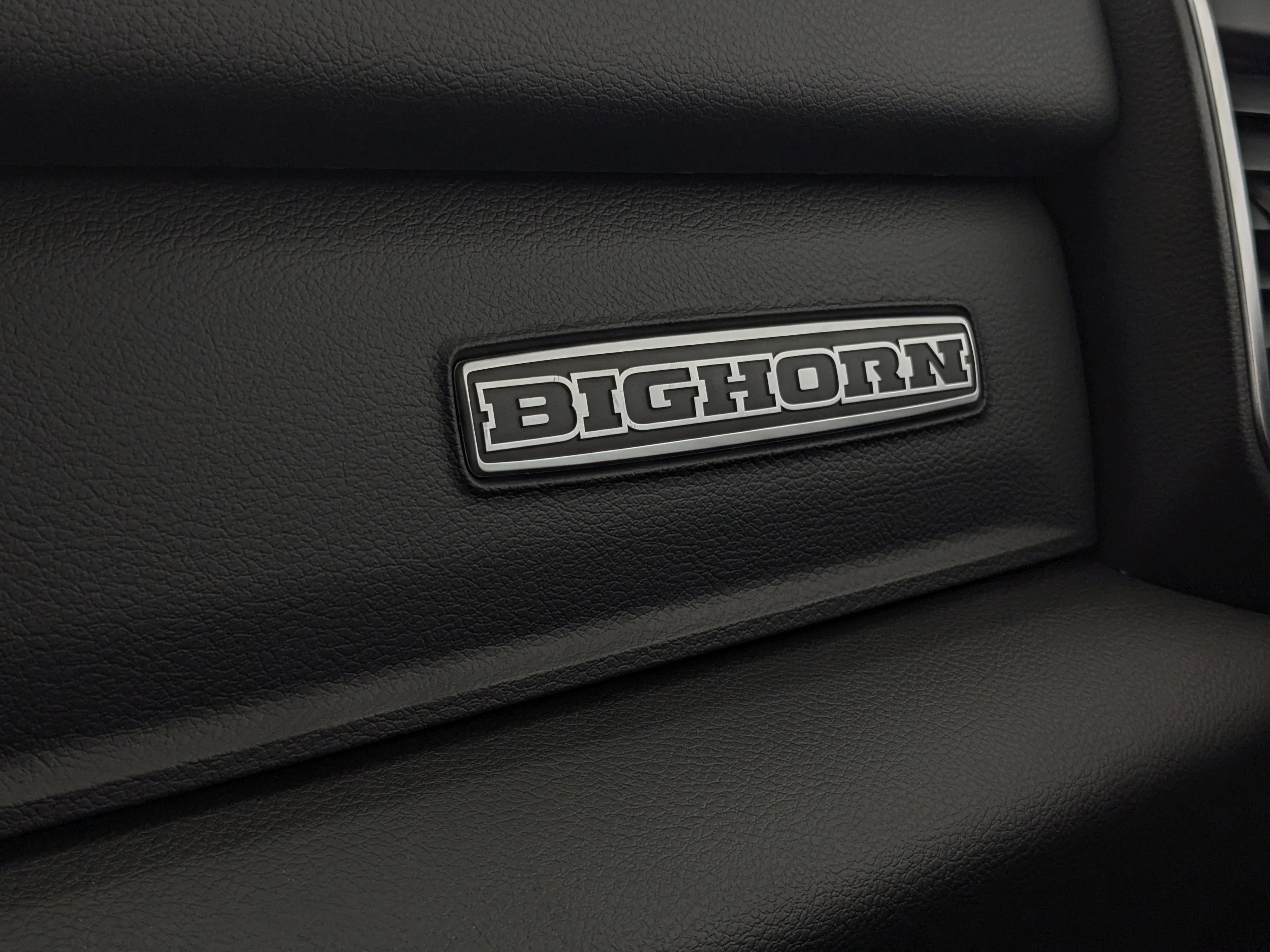 New 2026 White RAM Big Horn - Level 2 Plus Grp - Max Tow Pkg - Sport Appearance Pkg - Cummins HO Diesel - Dually image 27