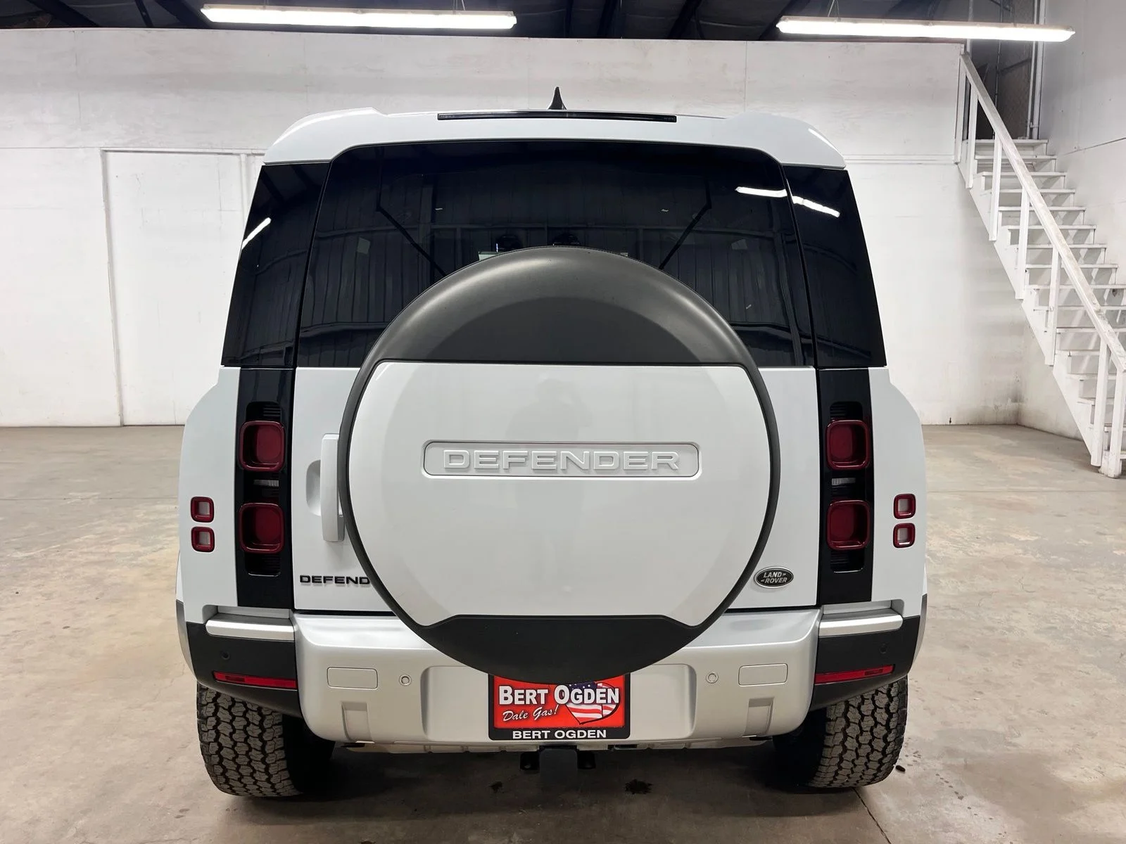 Used 2022  Land Rover S image 7