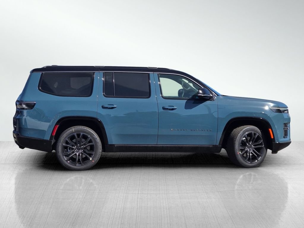 New 2026 Steel Blue Exterior Paint Jeep Summit Reserve image 3