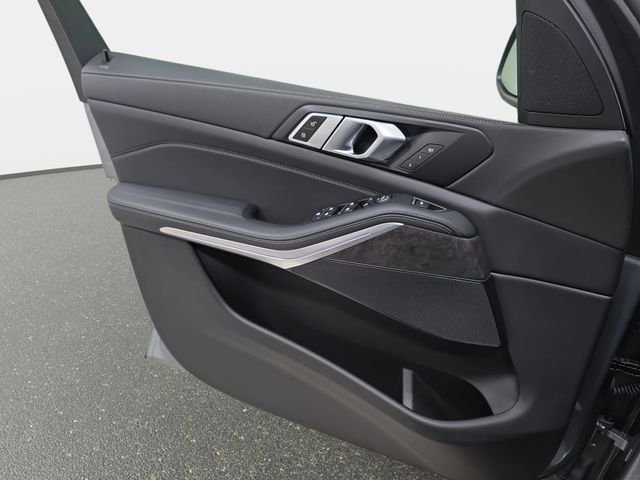 Certified Used 2026 Skyscraper Grey Metallic BMW xDrive40i image 24