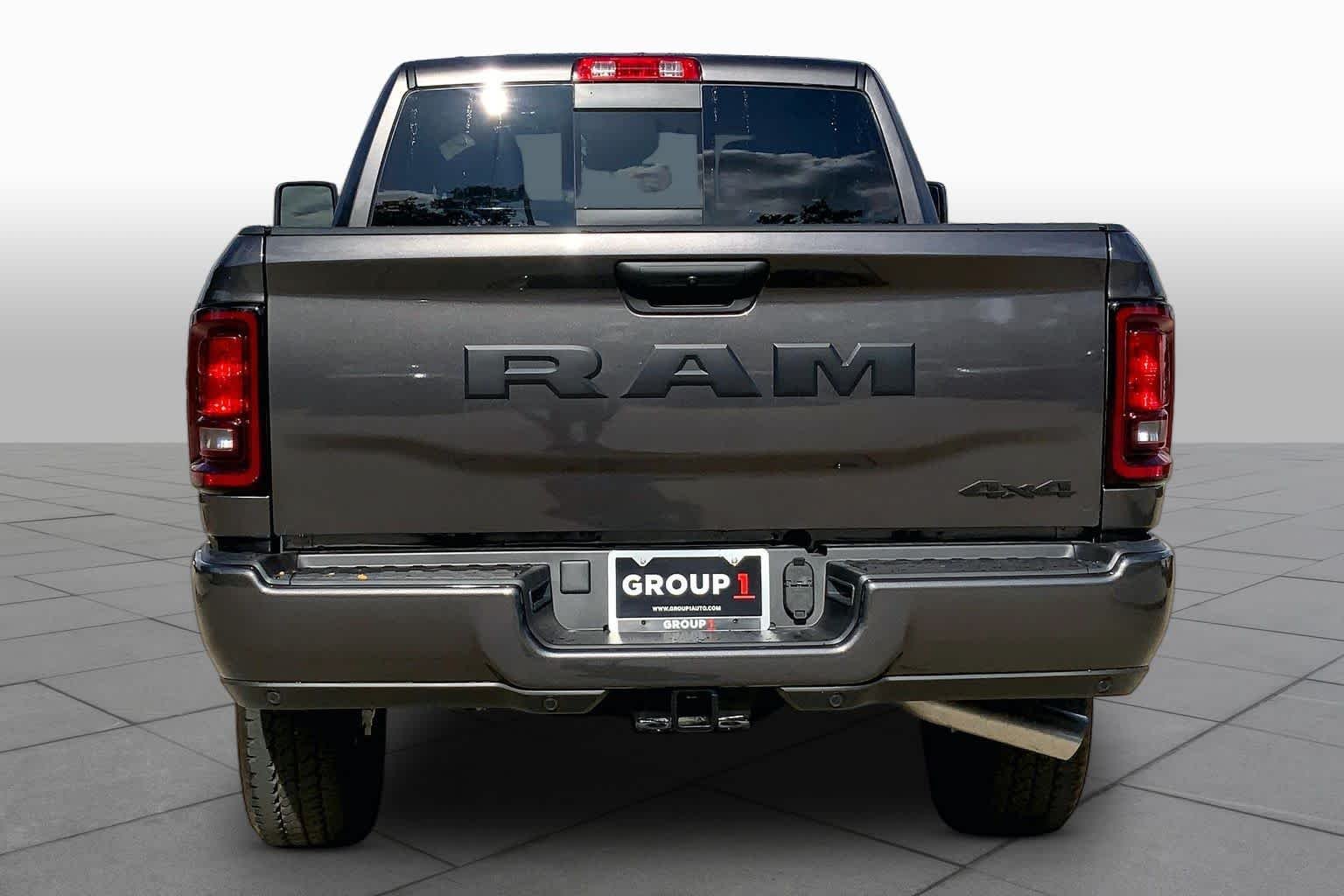 New 2026 Granite Crystal Metallic Clearcoat RAM Black Express image 4
