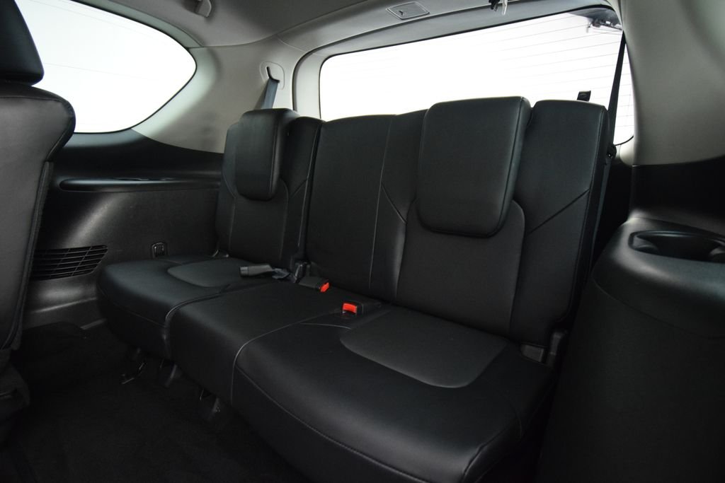 Used 2023 Gray Nissan SV image 13