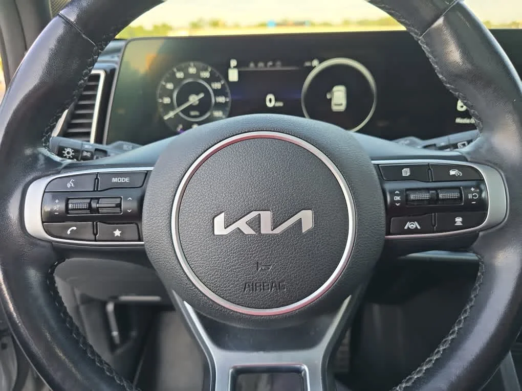 Used 2023 Wolf Gray/Ebony Black Roof Kia X-Pro image 13