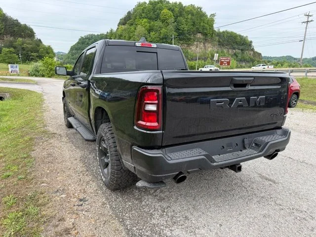 New 2026 Diamond Black Crystal Pearl-Coat Exterior Paint RAM Warlock image 5